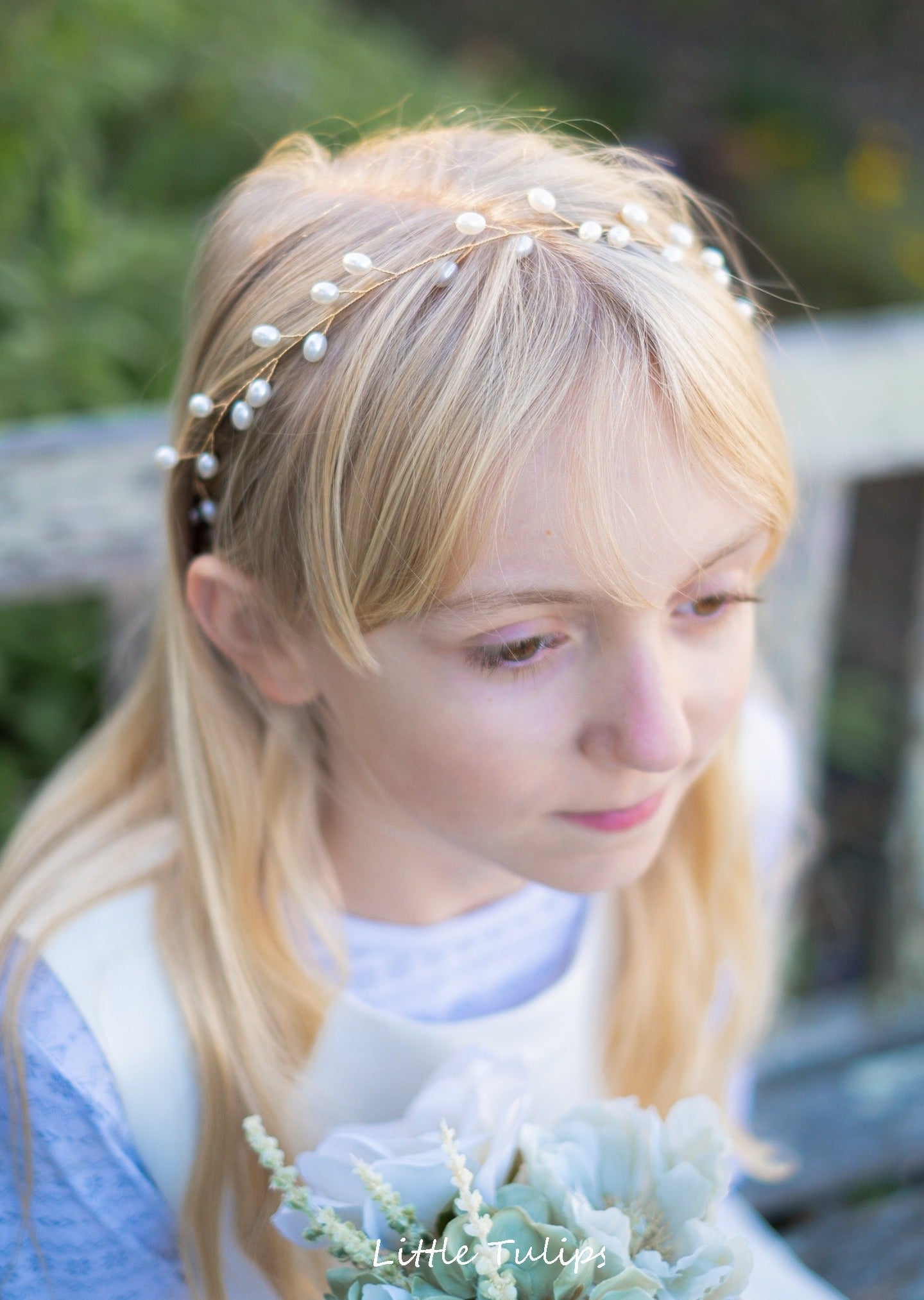 Simple pearl hair wreath