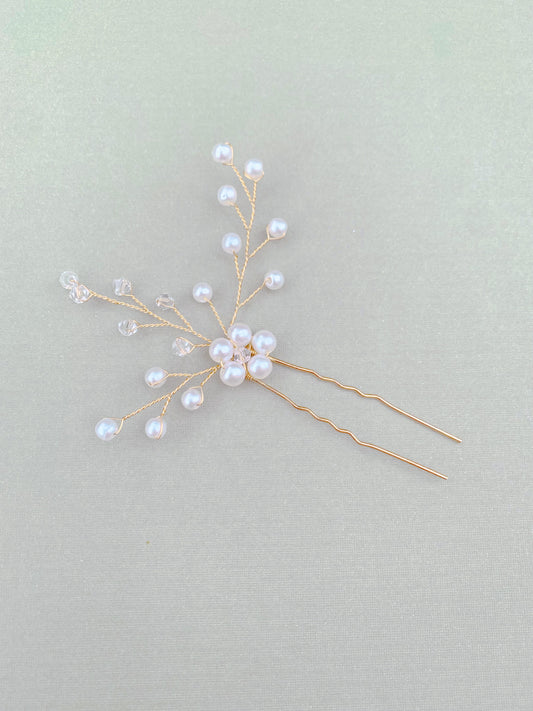 Small Pearl Hair Pin