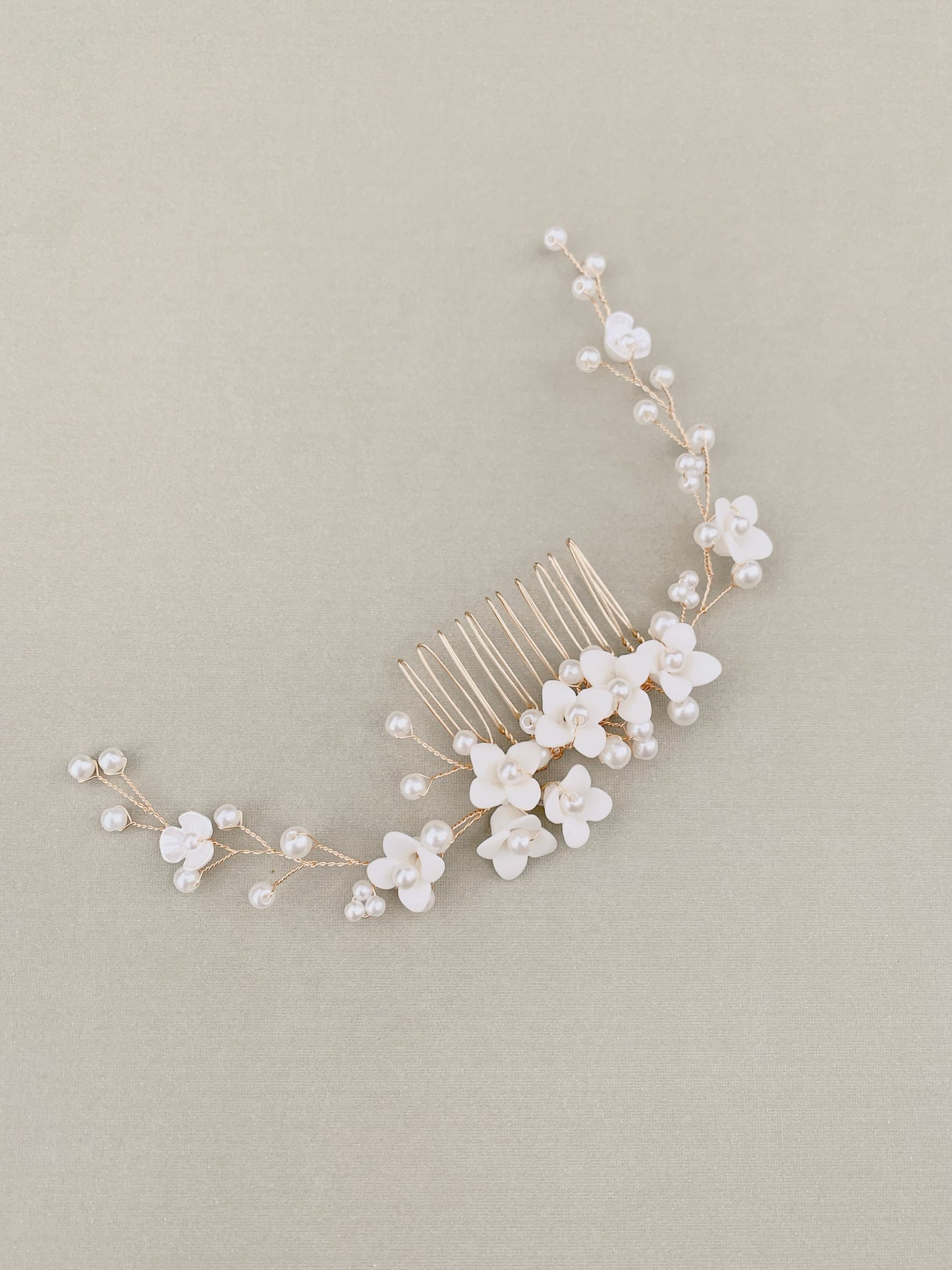 White Floral Hair Comb