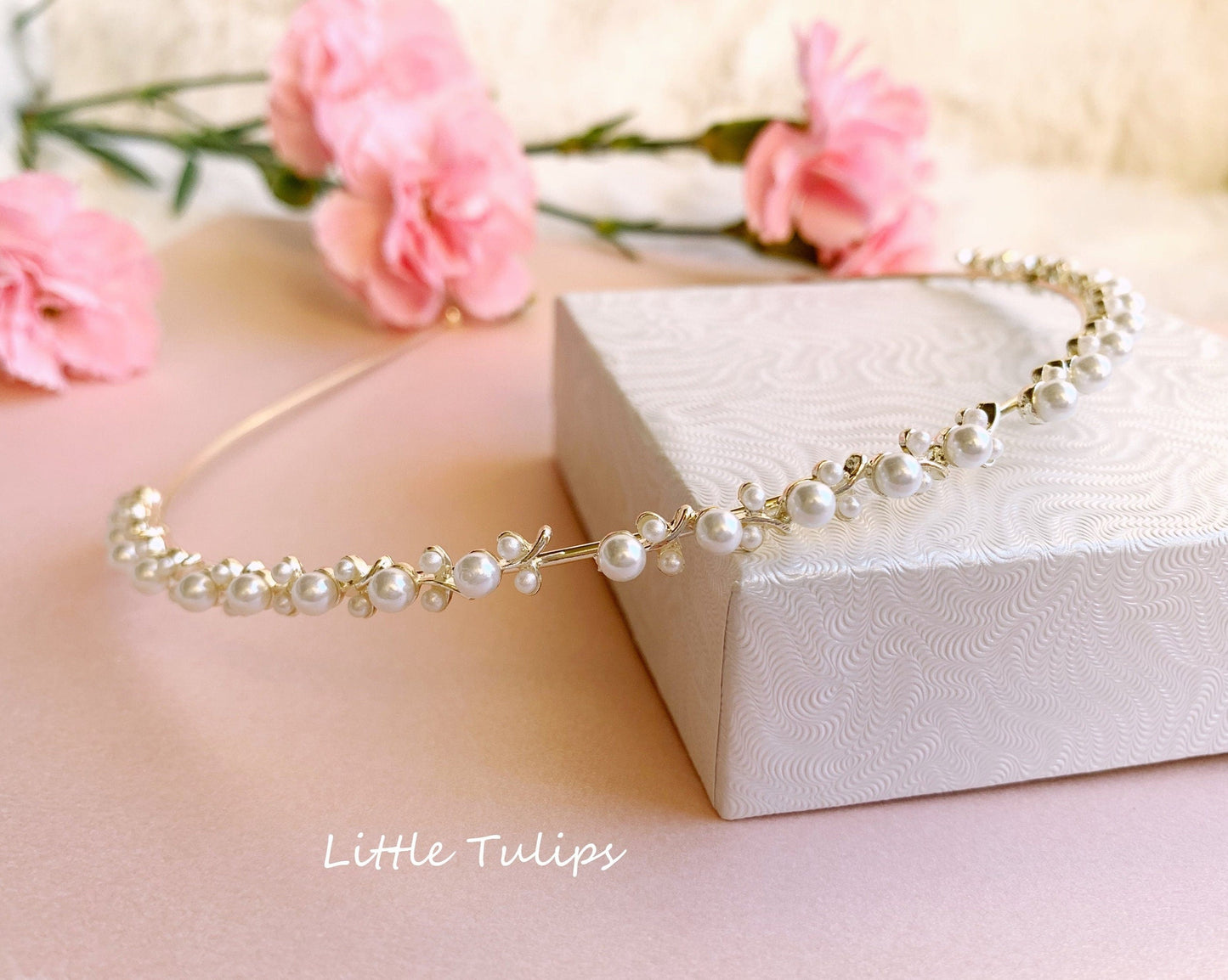 Light gold pearl headband